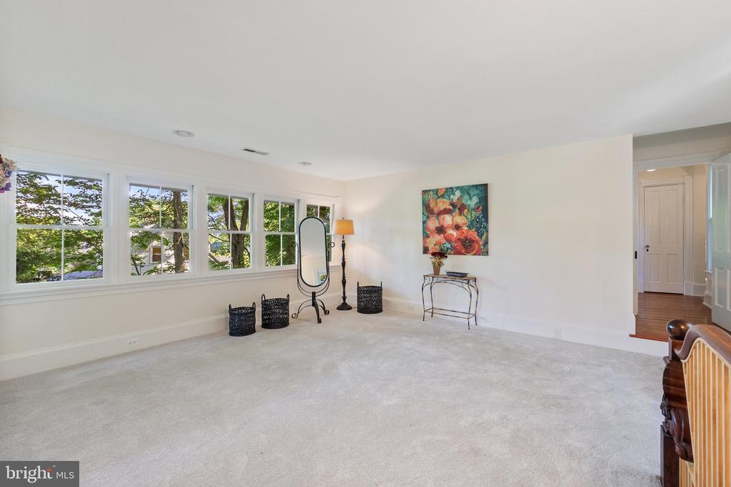 18100 & 18096 Lincoln Rd