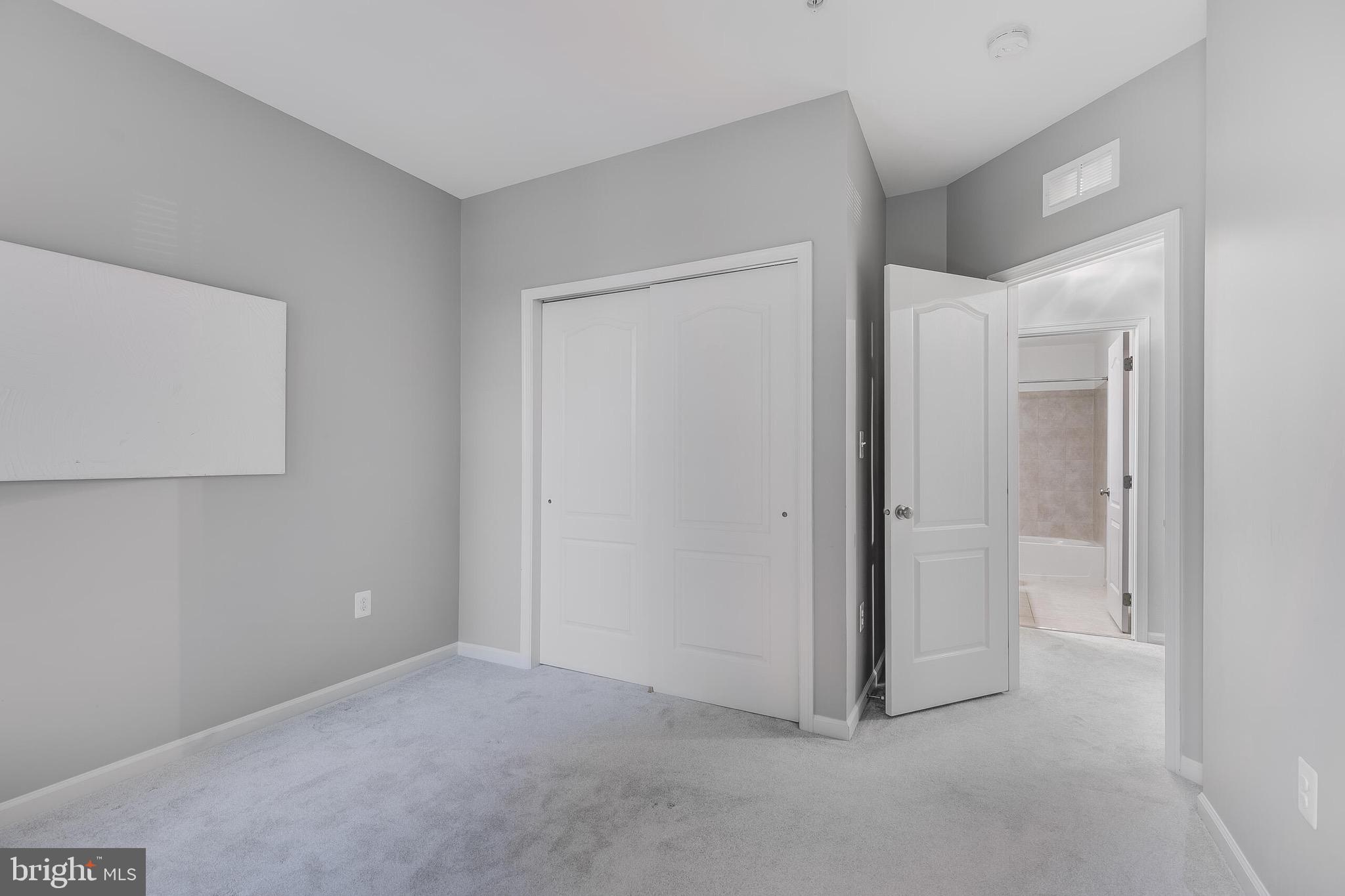 43071 Thoroughfare Gap Ter