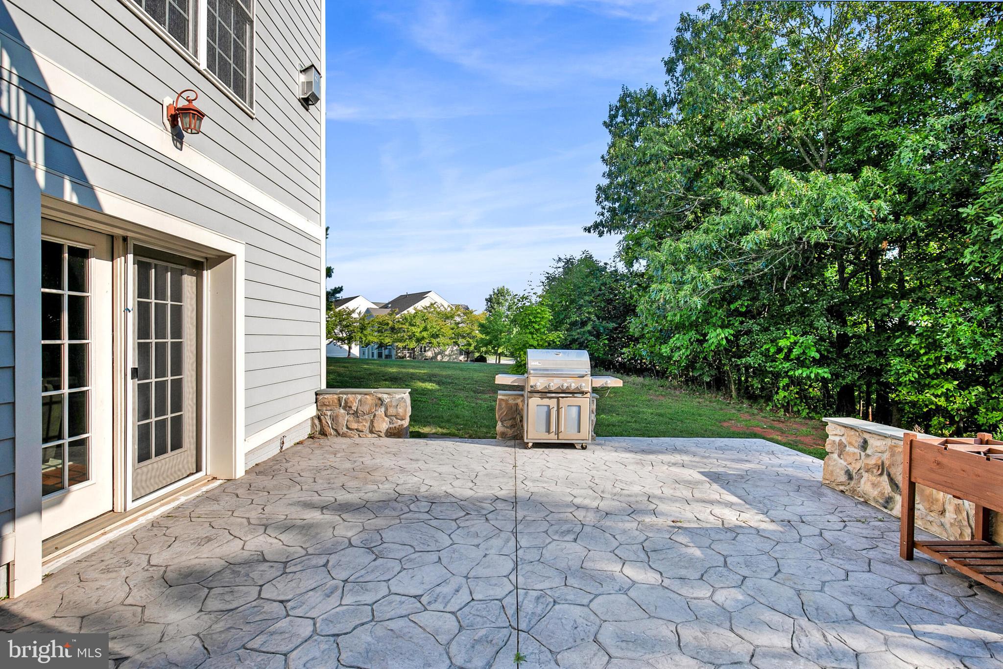 13526 Village Green Dr