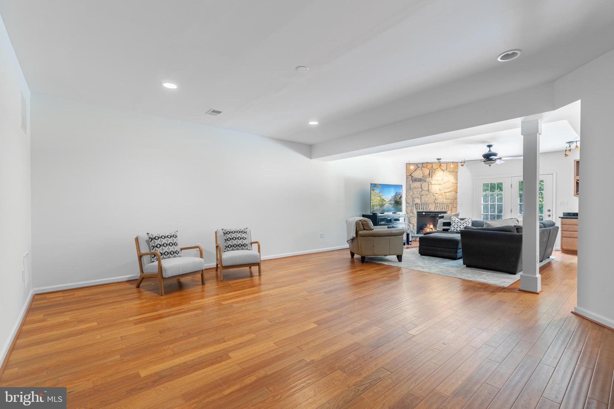 13526 Village Green Dr