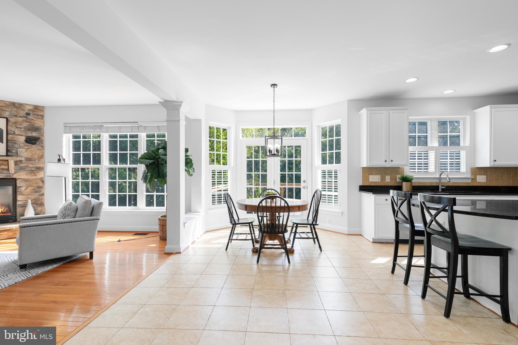 13526 Village Green Dr