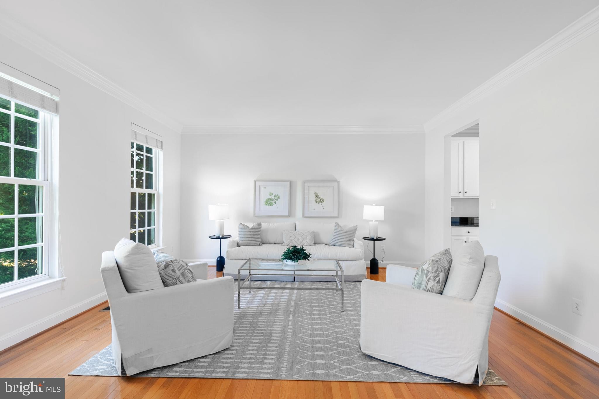 13526 Village Green Dr