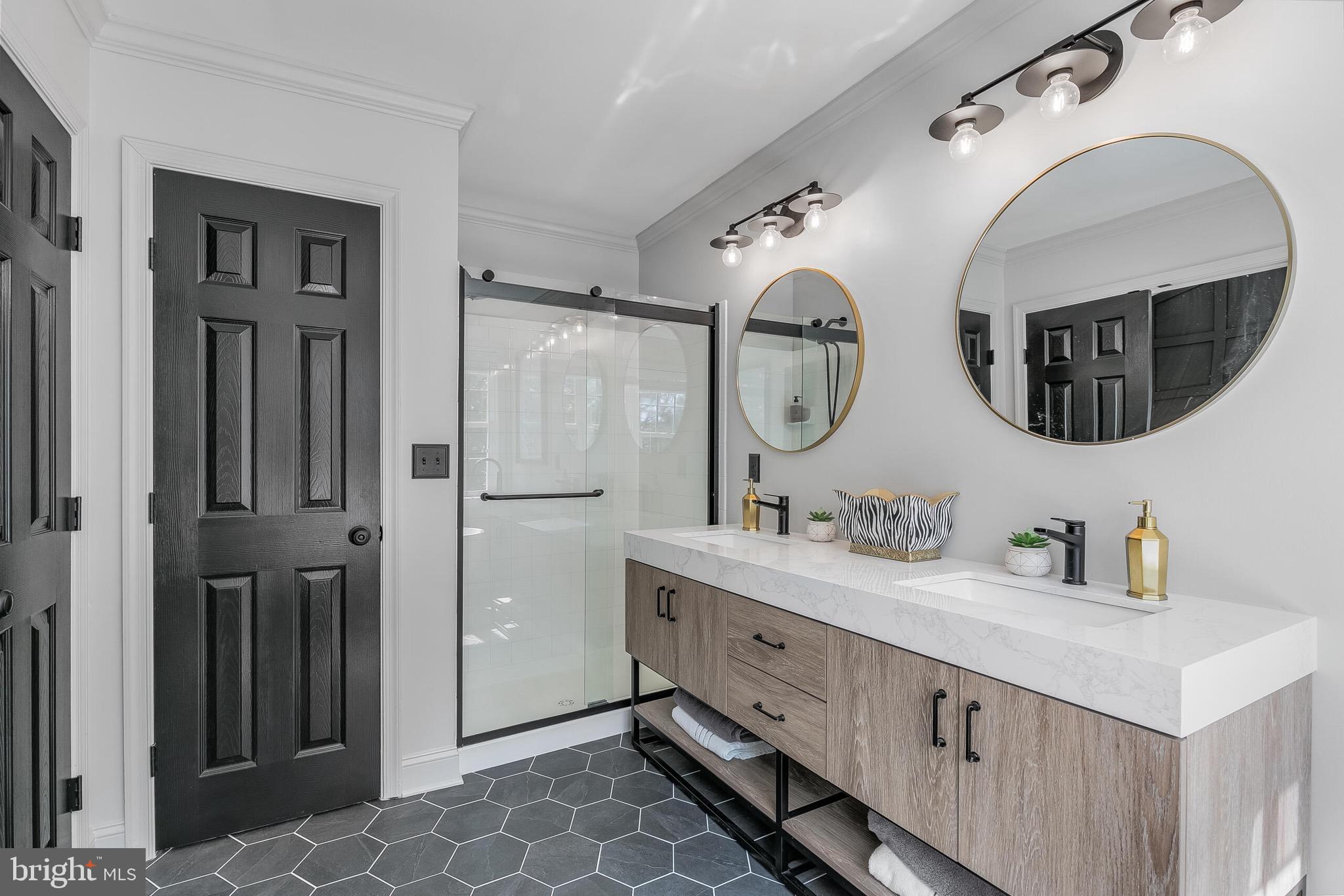 17133 Magic Mountain Dr