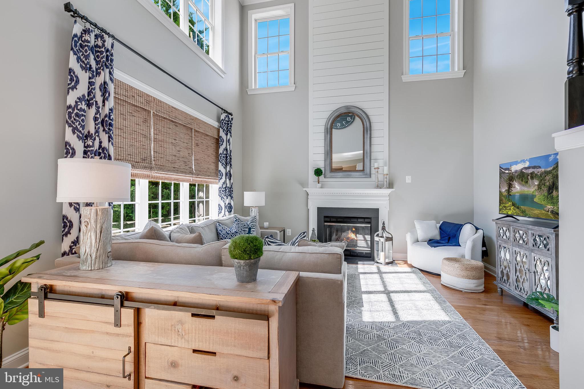 17133 Magic Mountain Dr