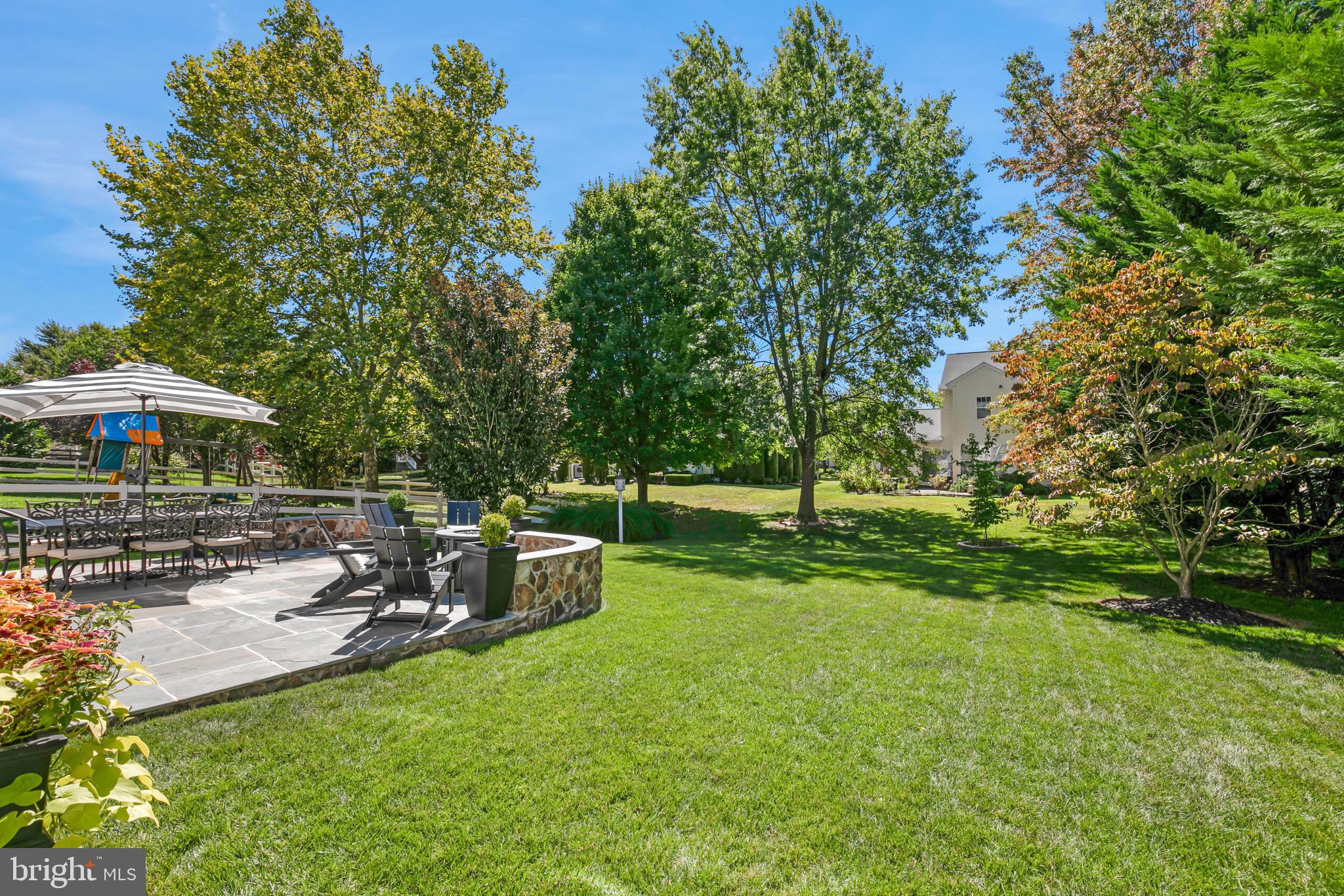 17133 Magic Mountain Dr