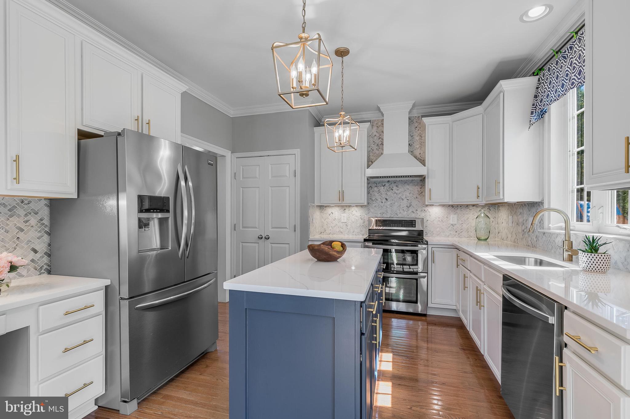 17133 Magic Mountain Dr