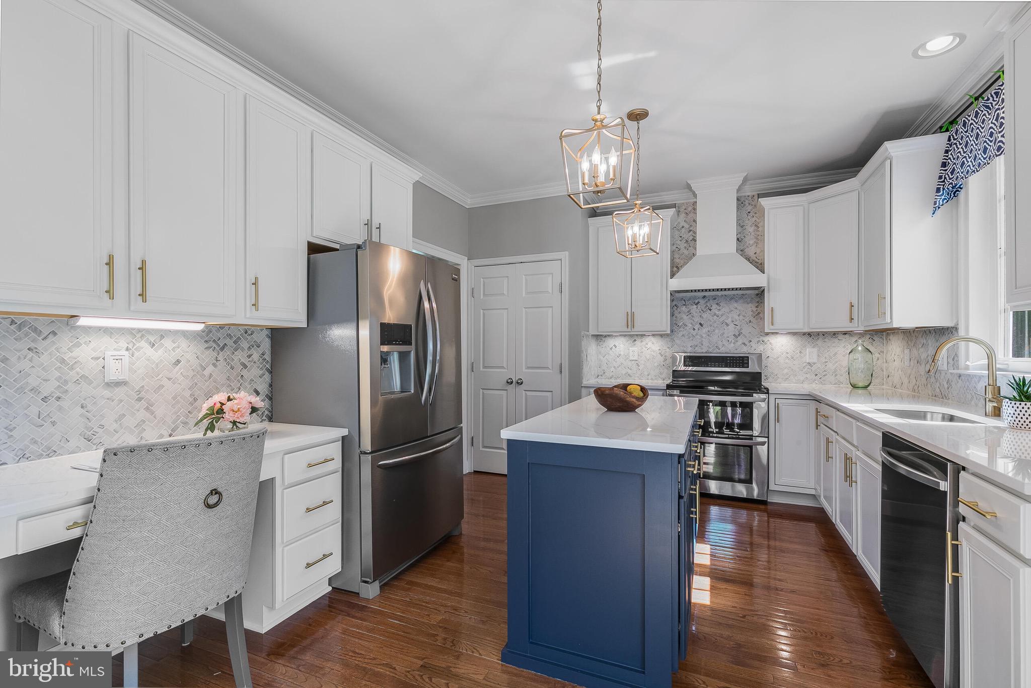 17133 Magic Mountain Dr