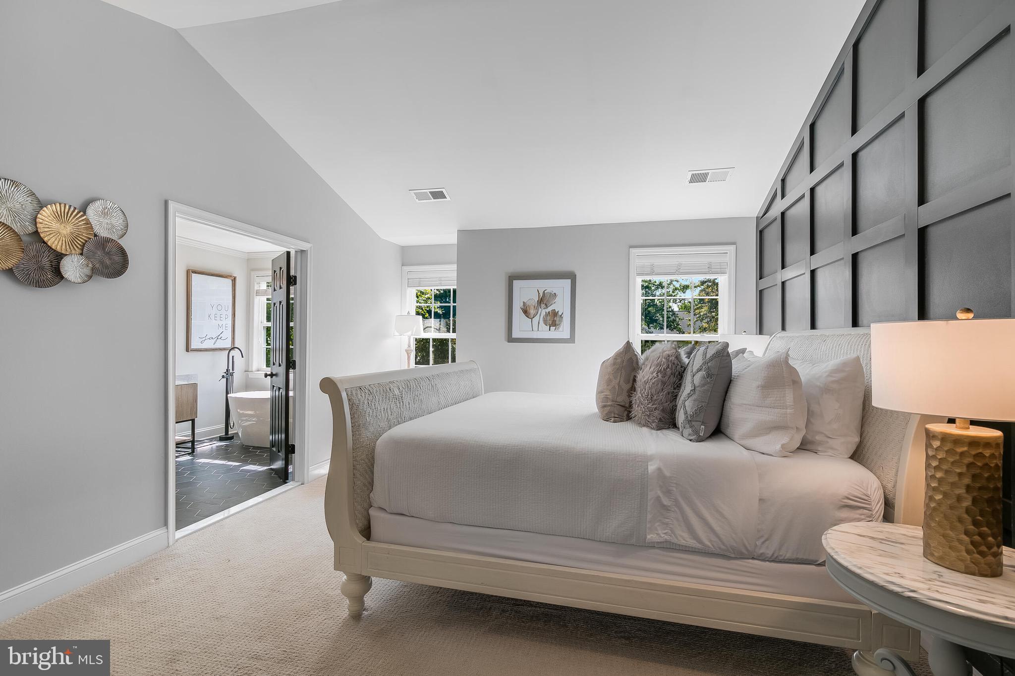 17133 Magic Mountain Dr