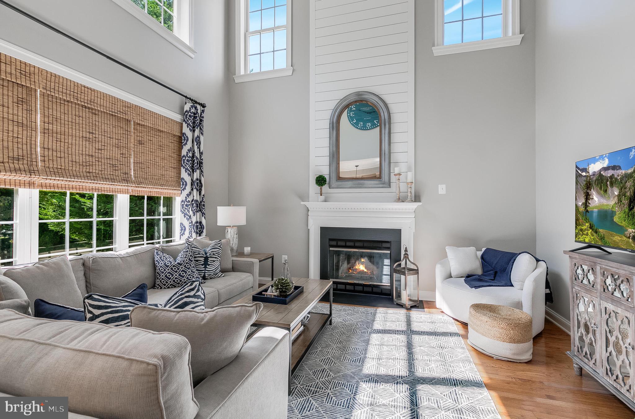 17133 Magic Mountain Dr