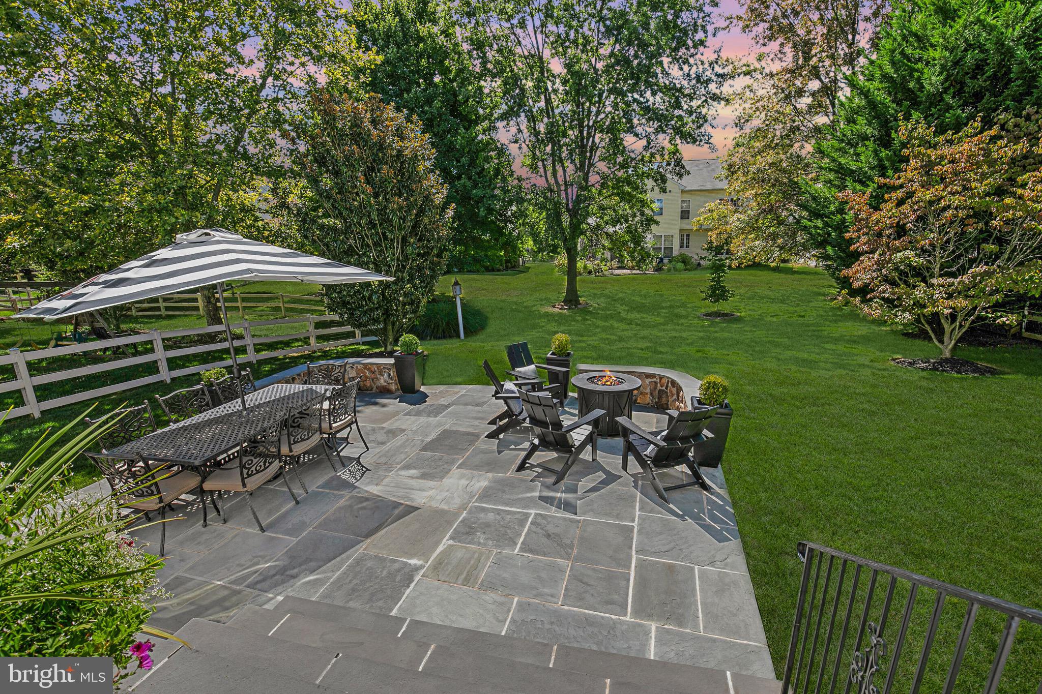 17133 Magic Mountain Dr