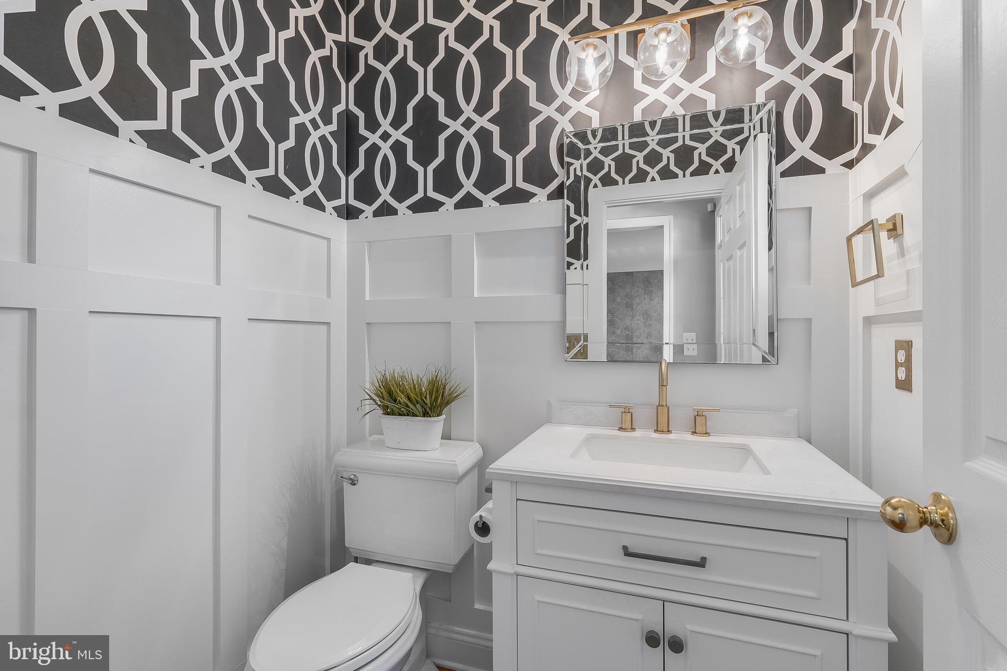 17133 Magic Mountain Dr