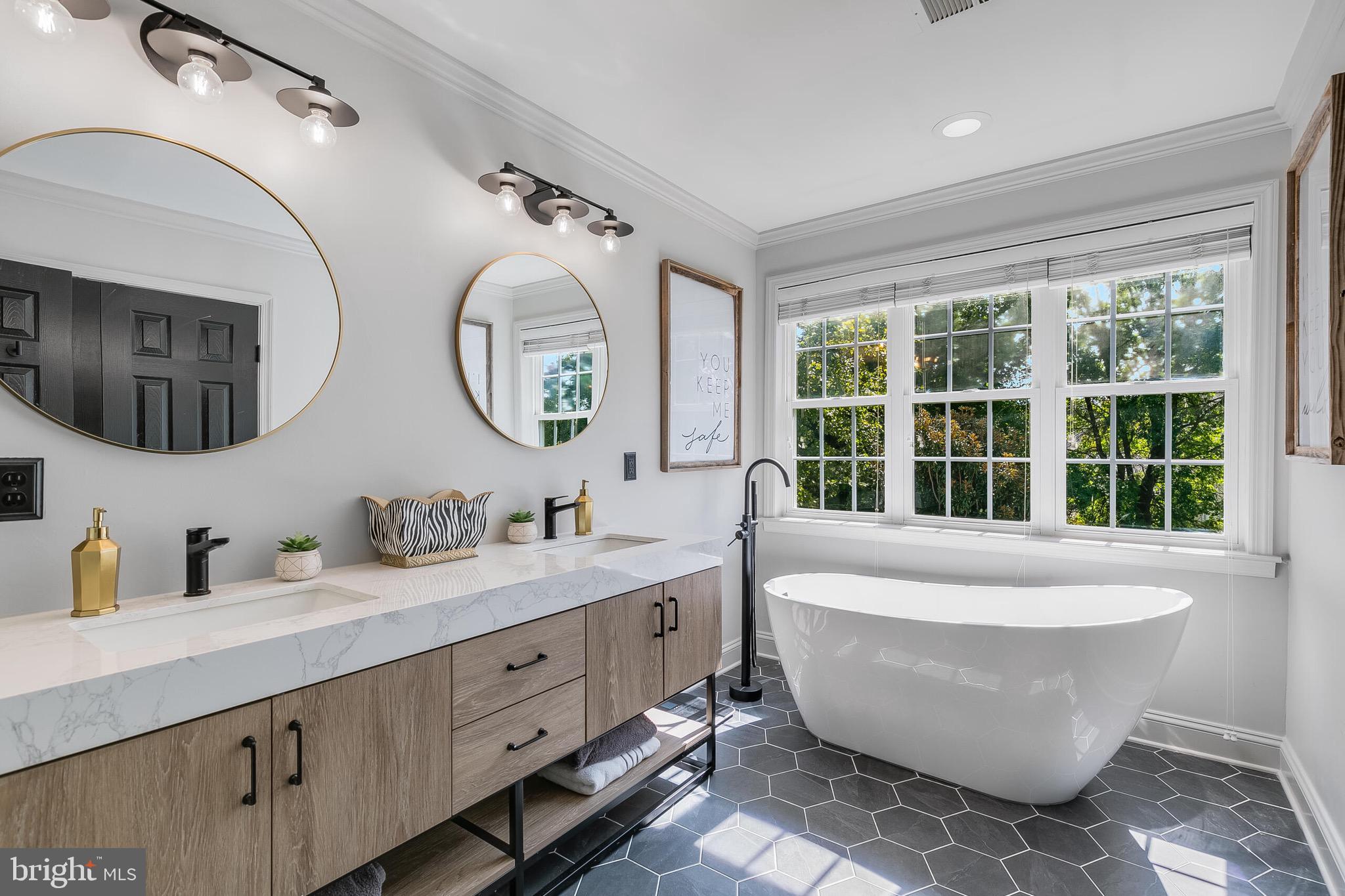 17133 Magic Mountain Dr