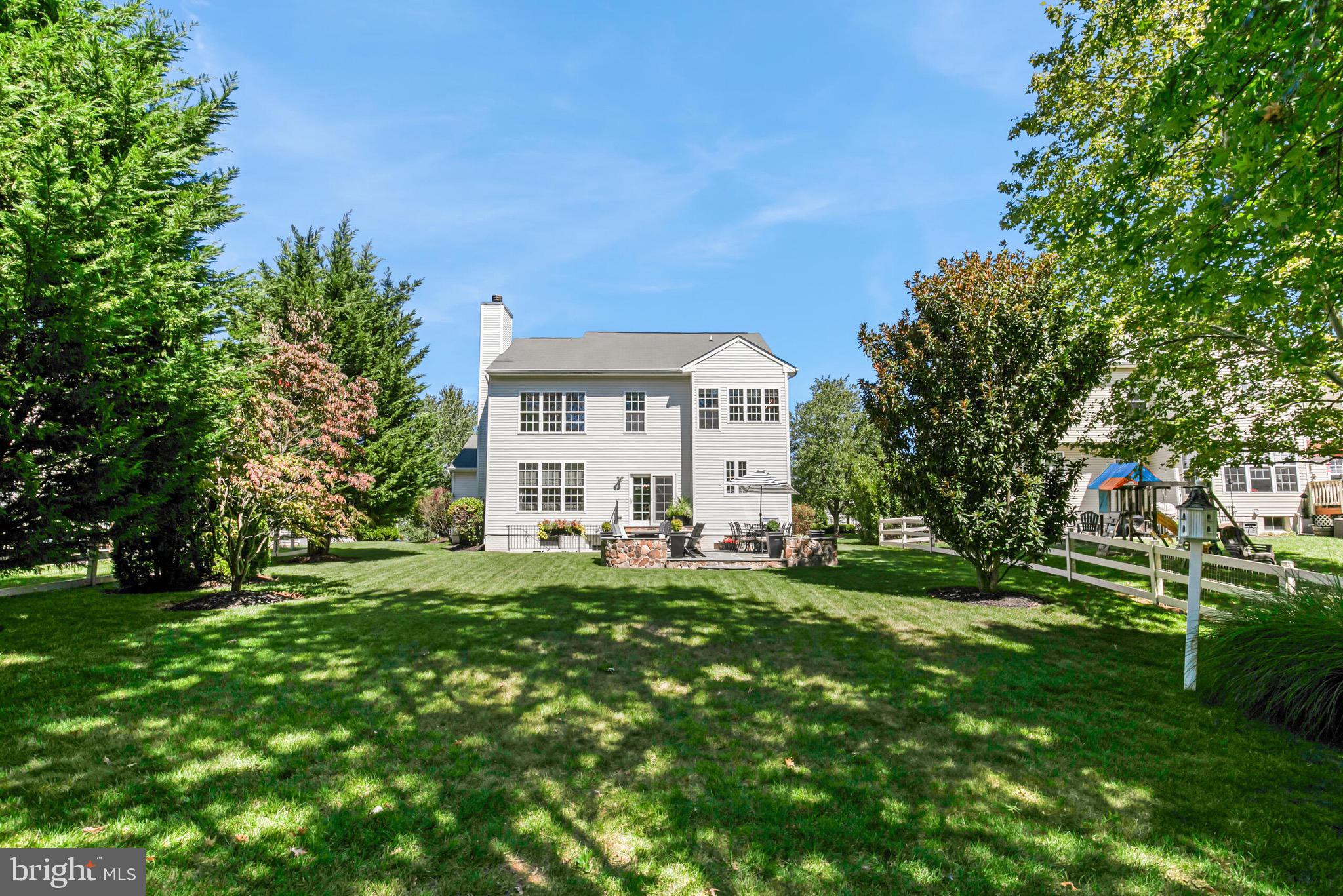 17133 Magic Mountain Dr