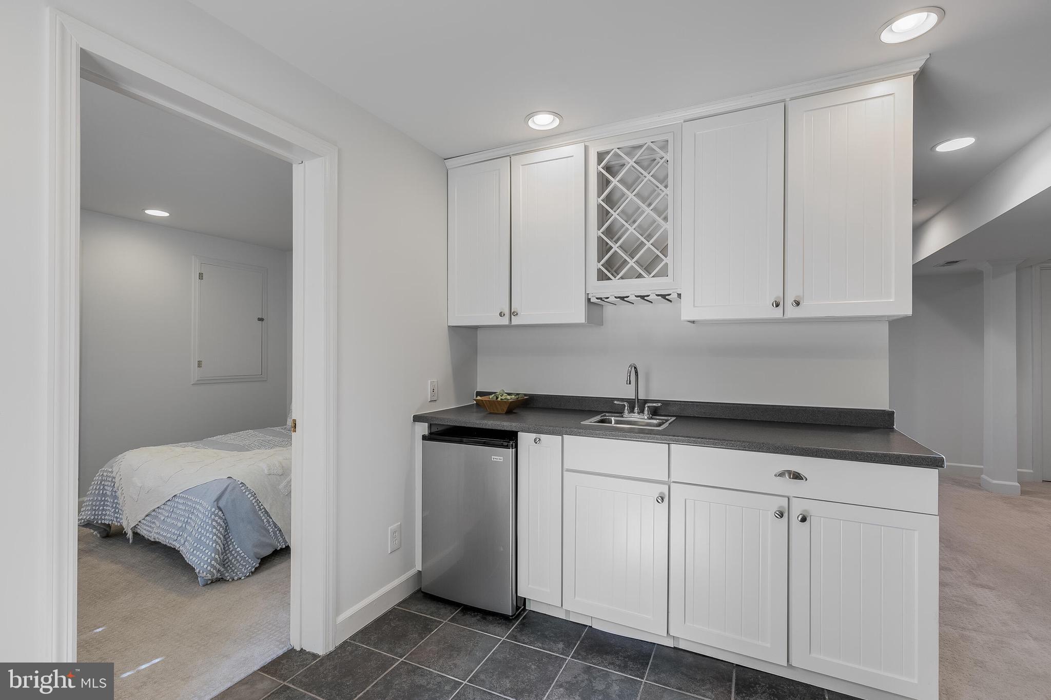 17133 Magic Mountain Dr