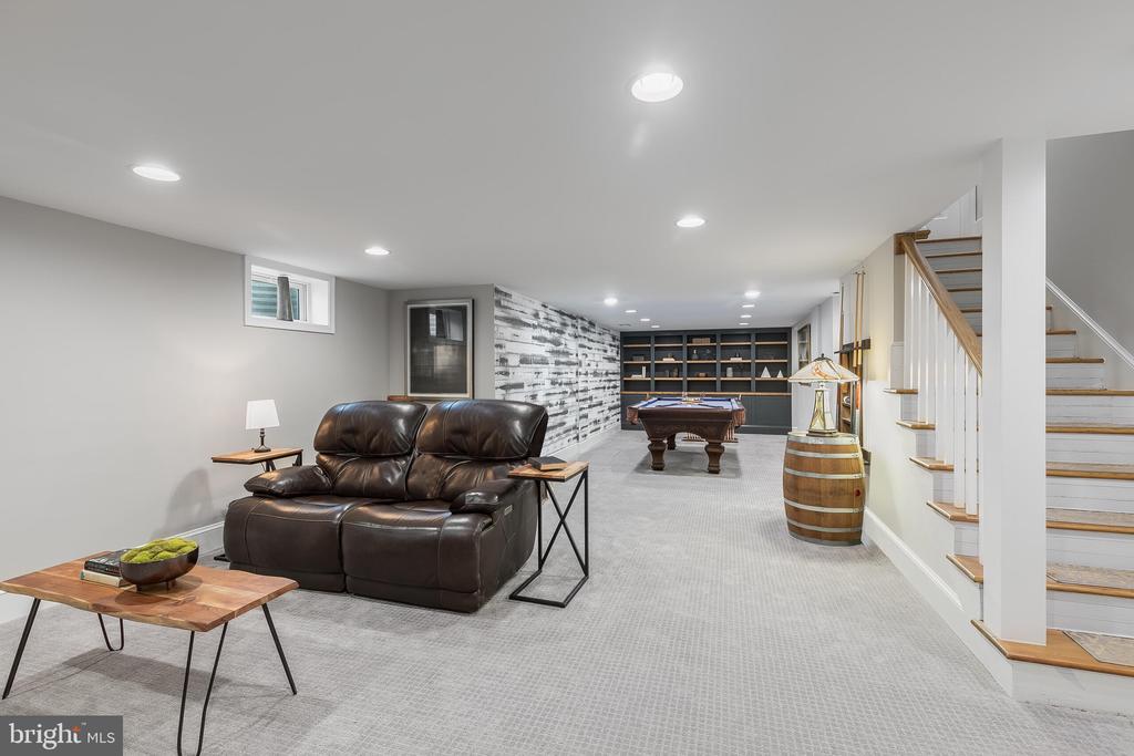 35141 Charles Town