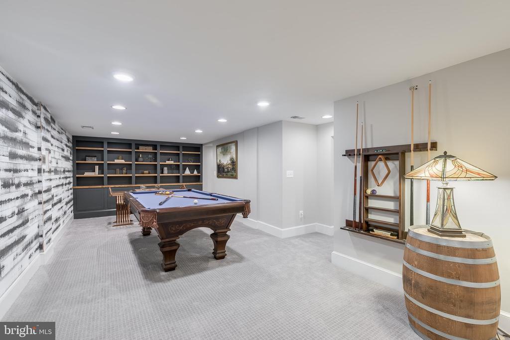 35141 Charles Town
