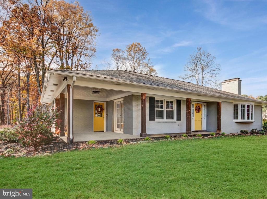 35141 Charles Town