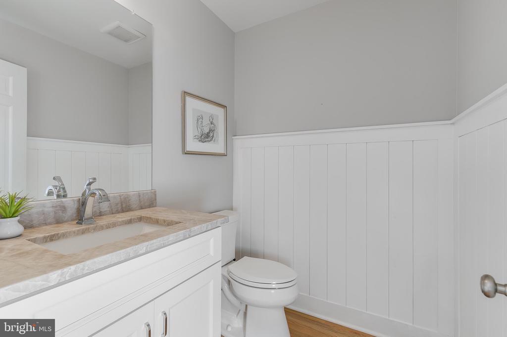 35141 Charles Town