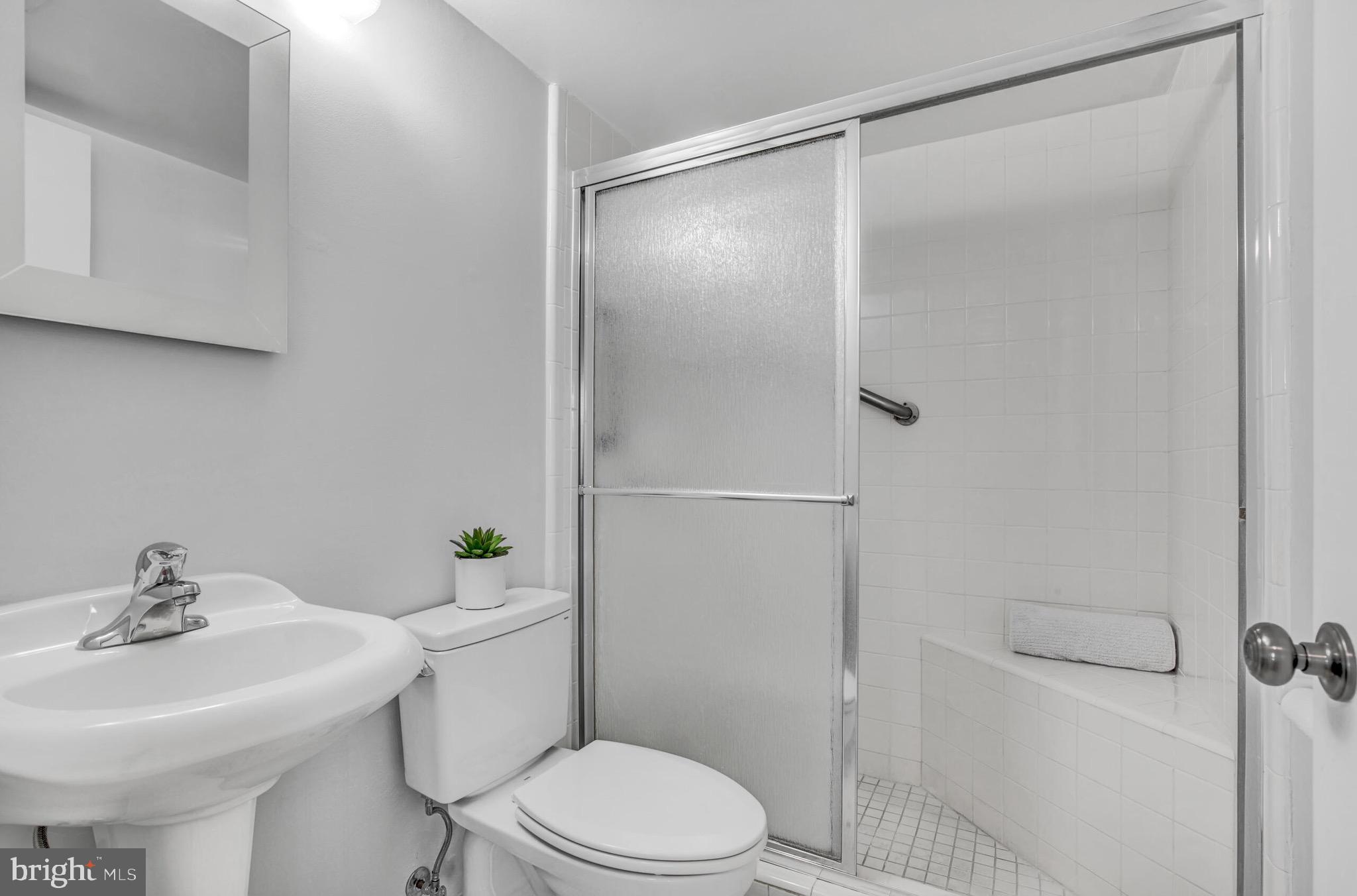 125-M Clubhouse Dr SW #11