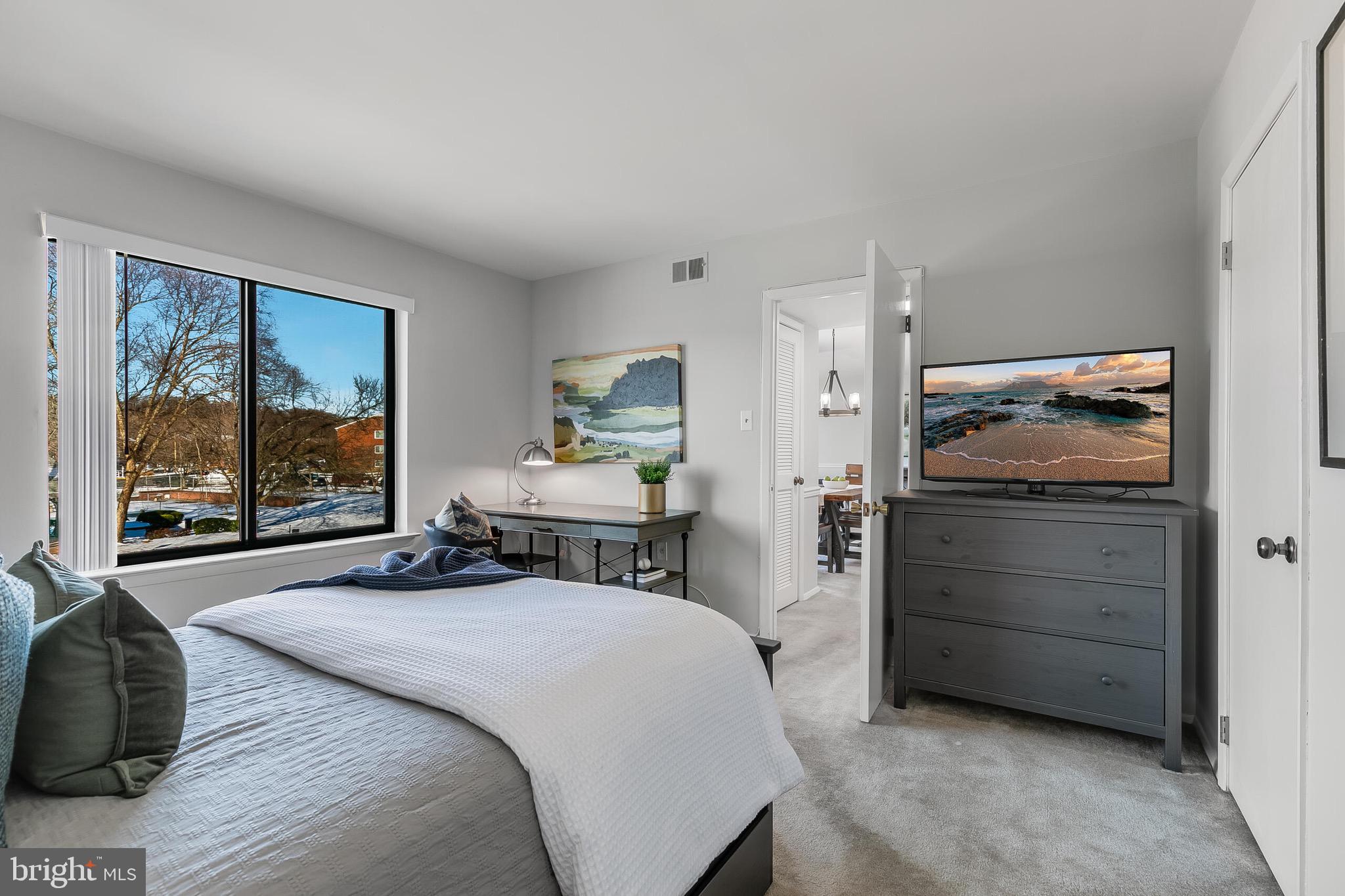 125-M Clubhouse Dr SW #11