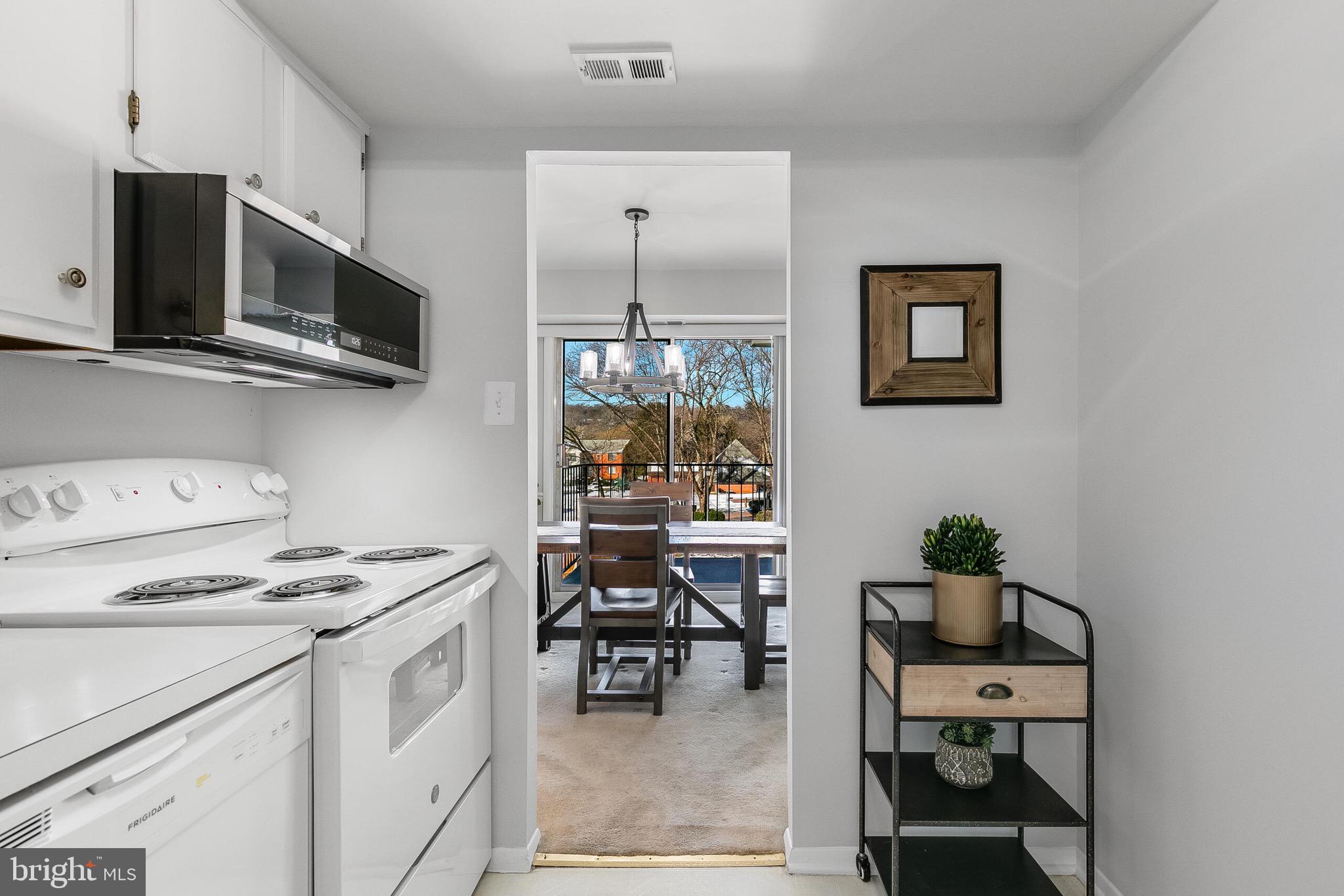 125-M Clubhouse Dr SW #11