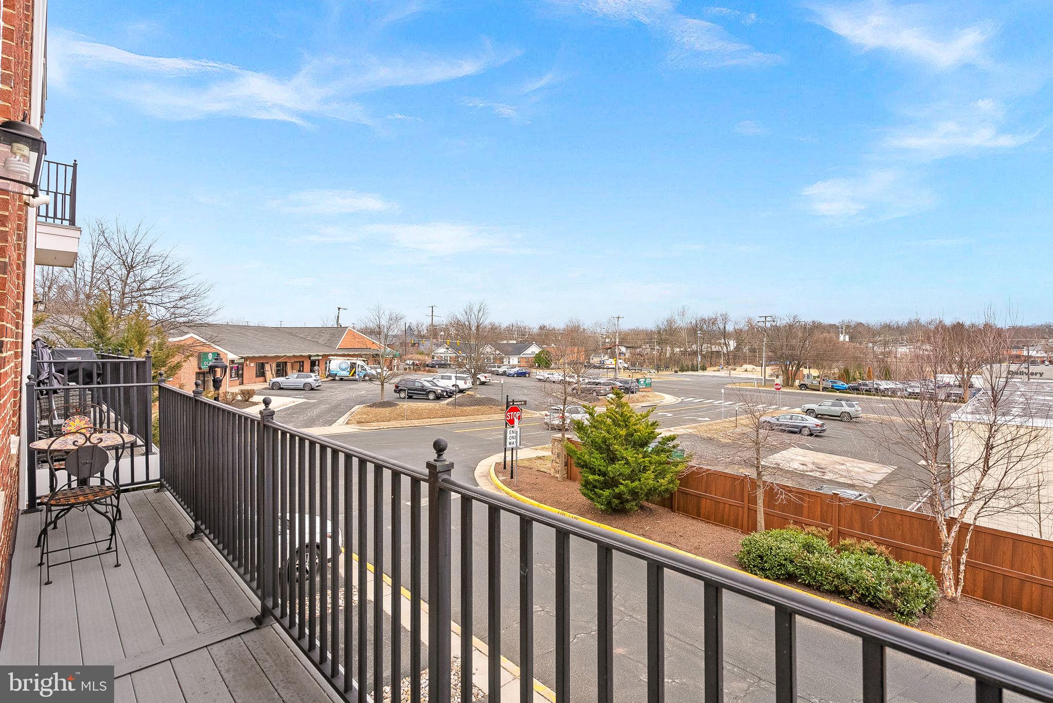 283 High Rail Ter SE