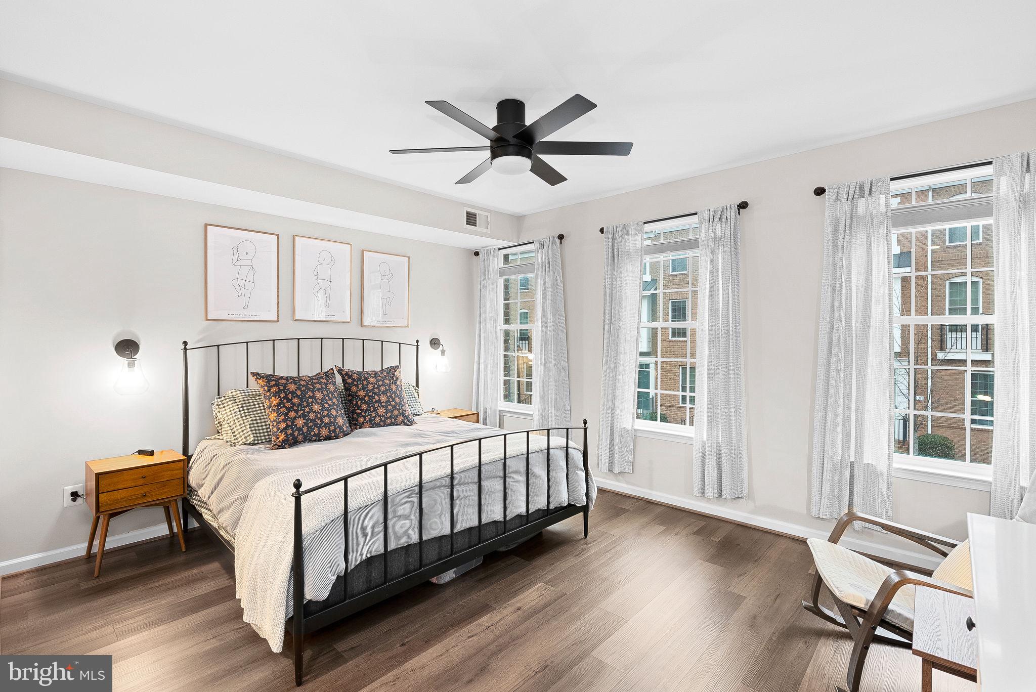 283 High Rail Ter SE