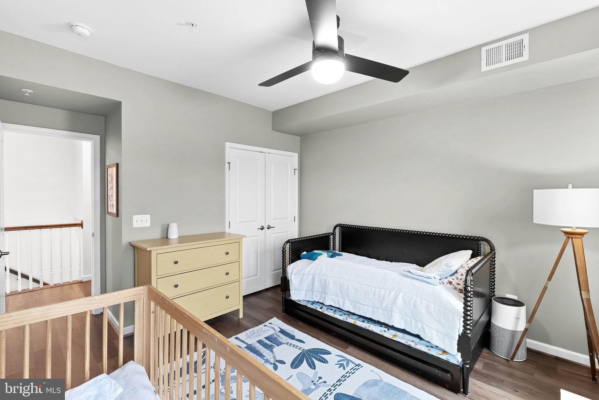 283 High Rail Ter SE