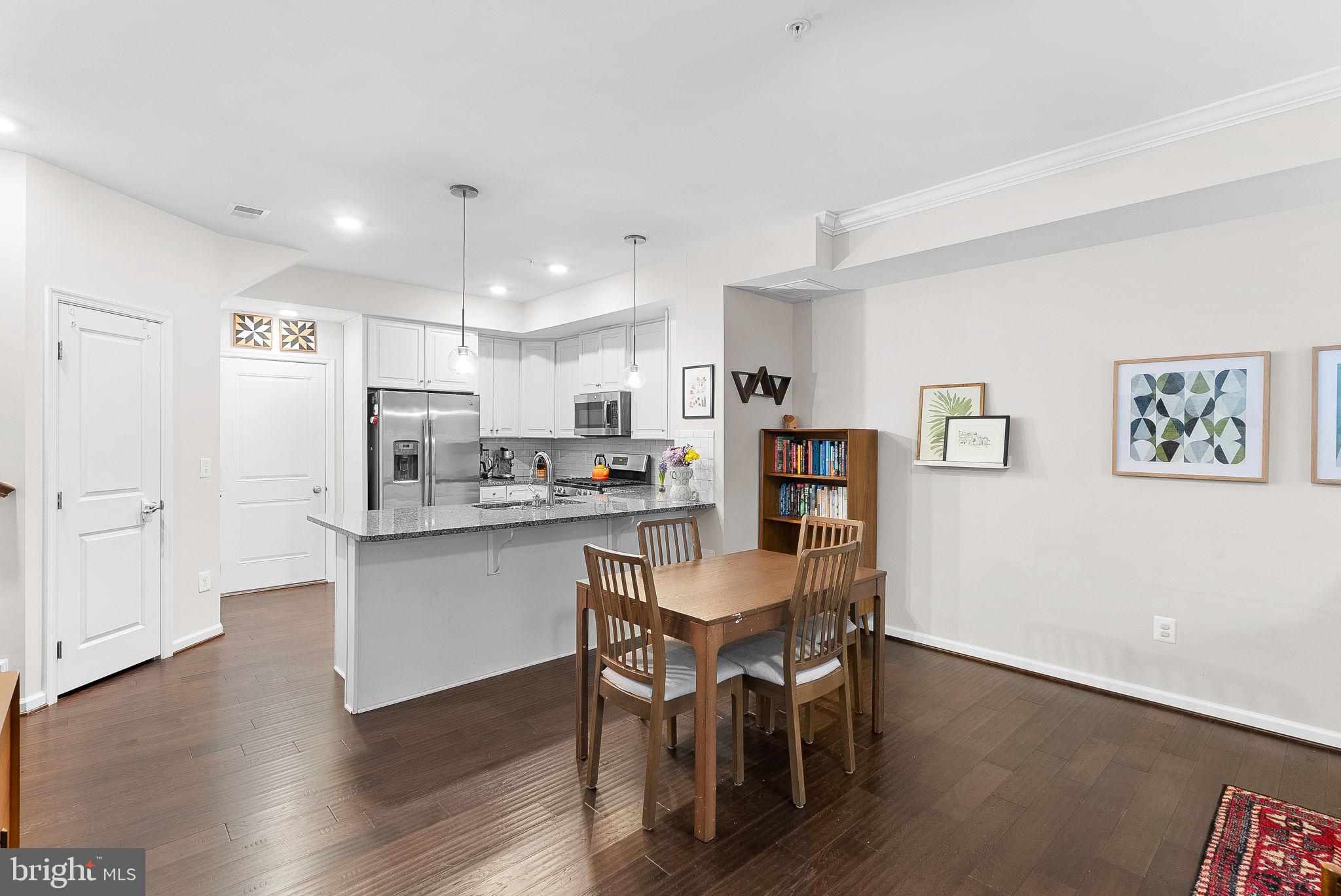 283 High Rail Ter SE