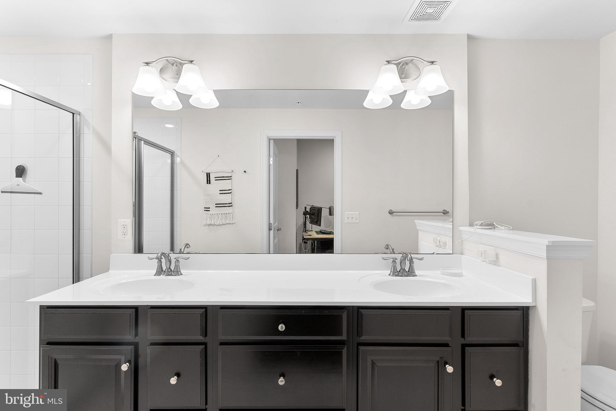 283 High Rail Ter SE