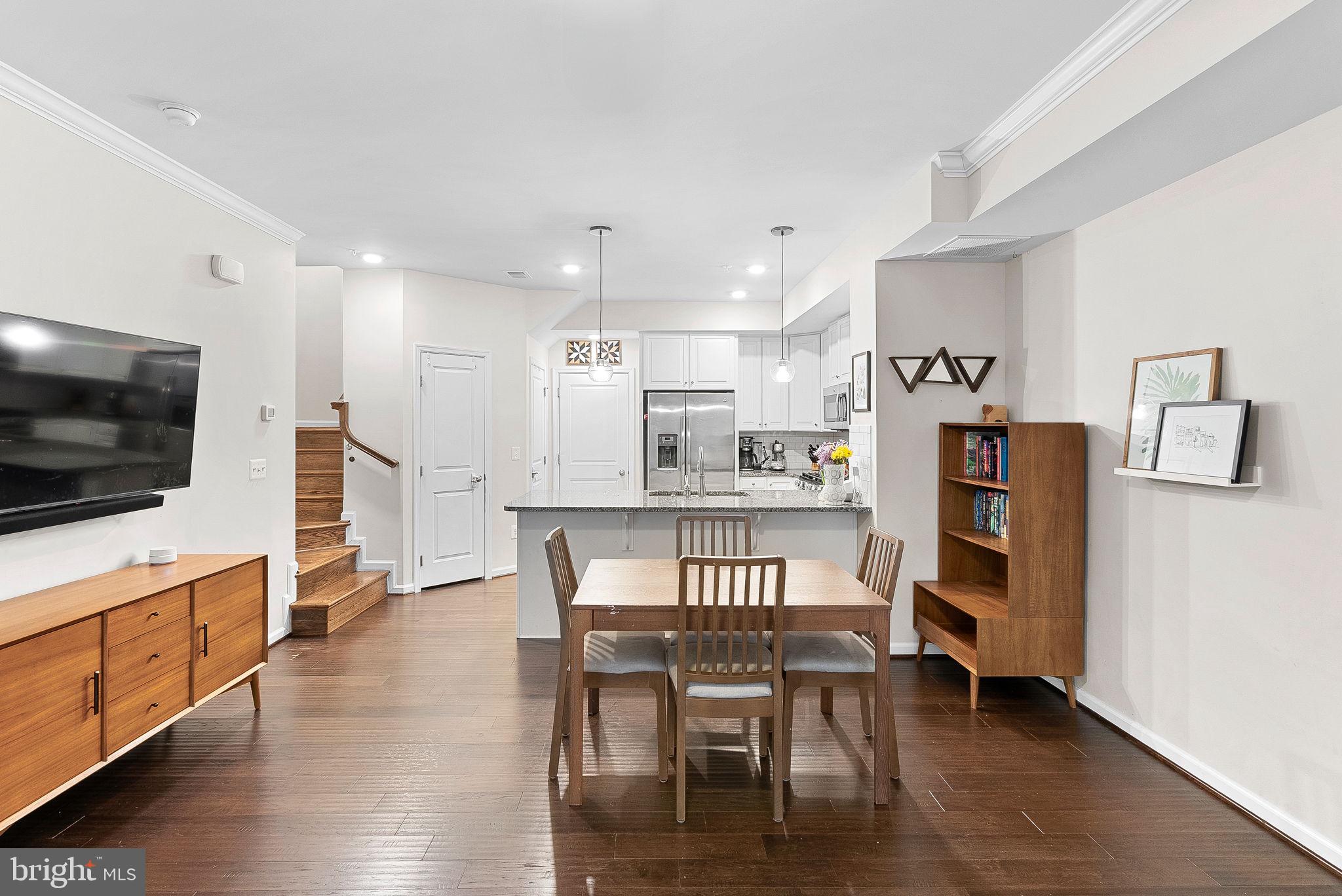 283 High Rail Ter SE