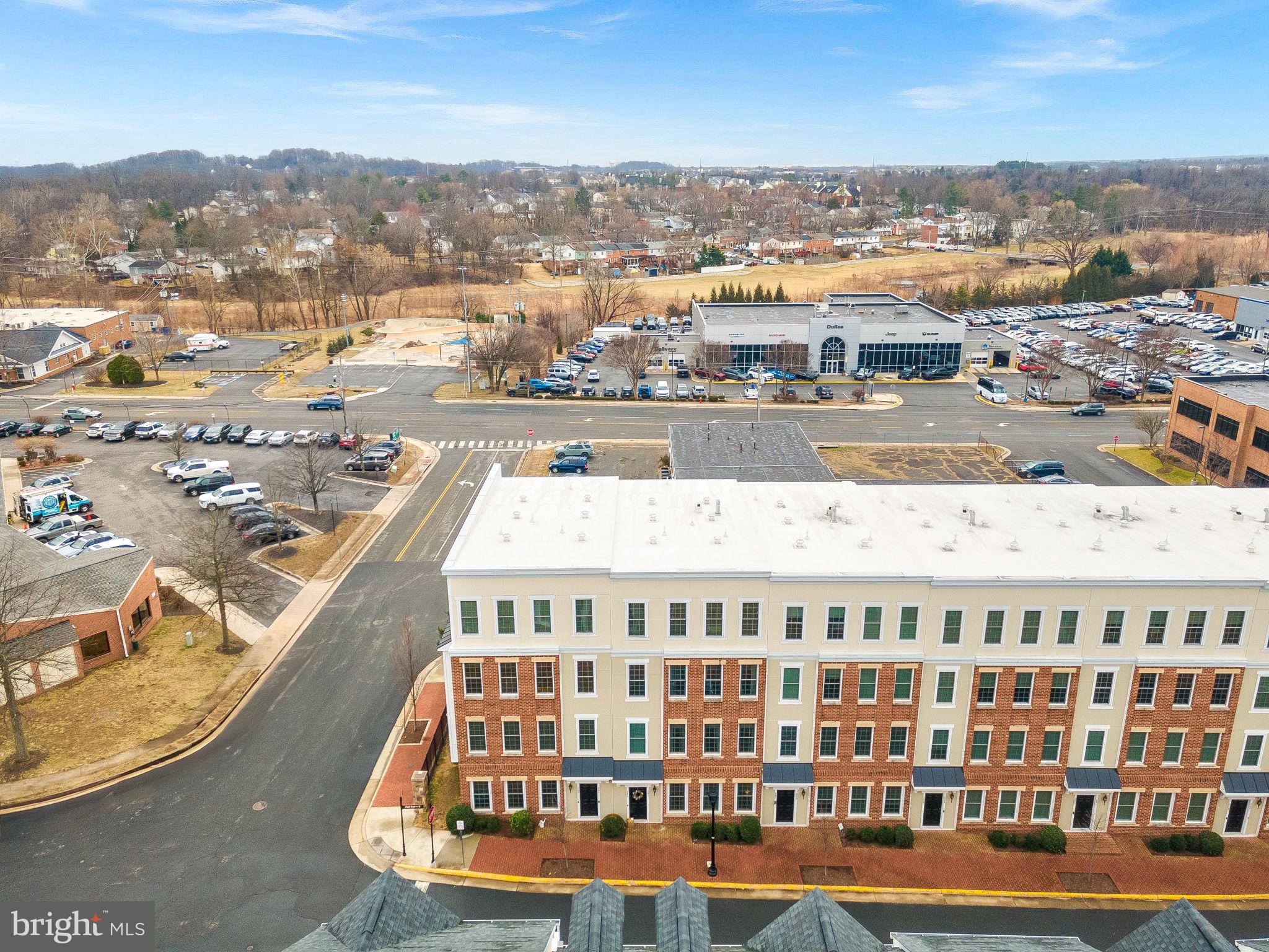 283 High Rail Ter SE