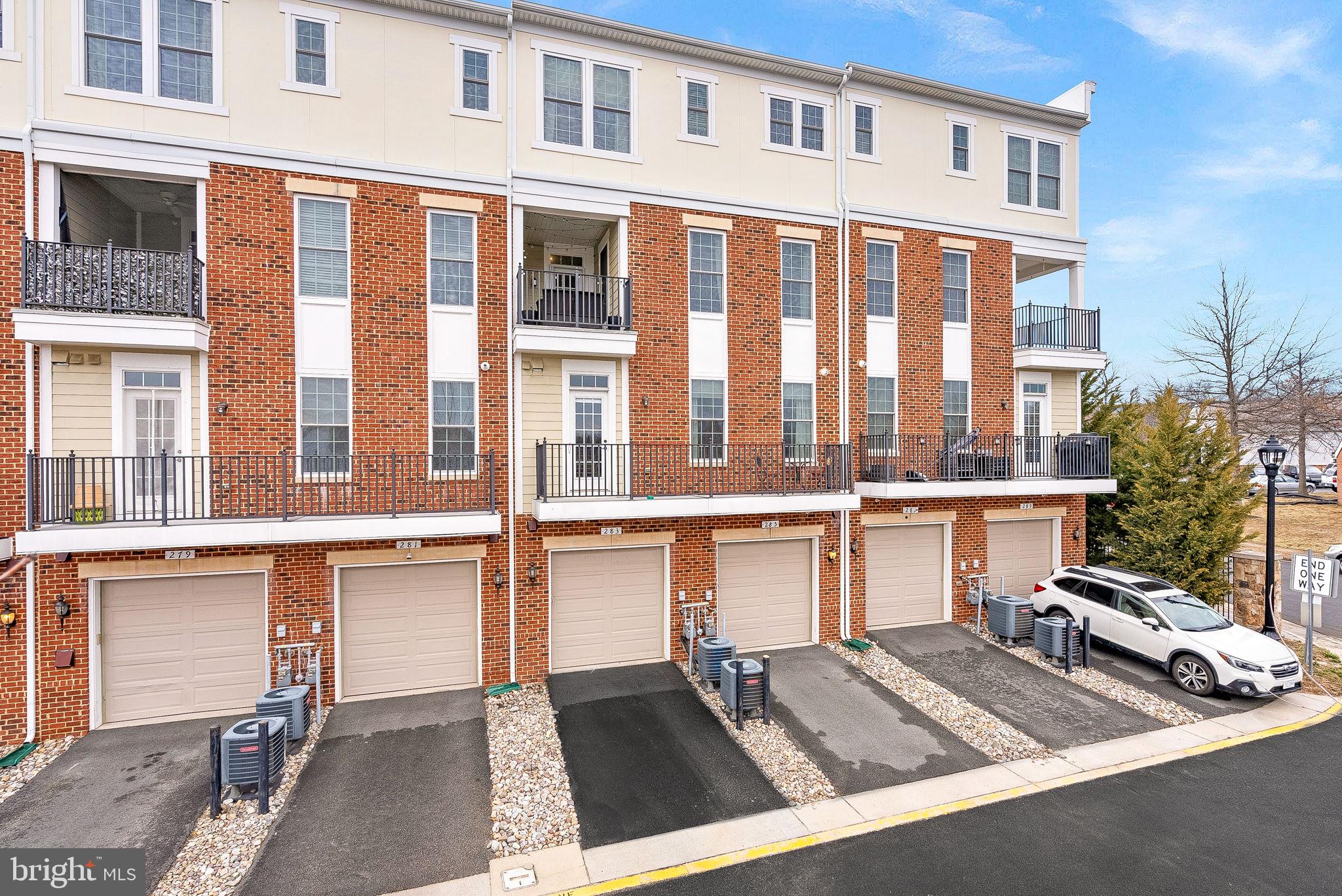 283 High Rail Ter SE