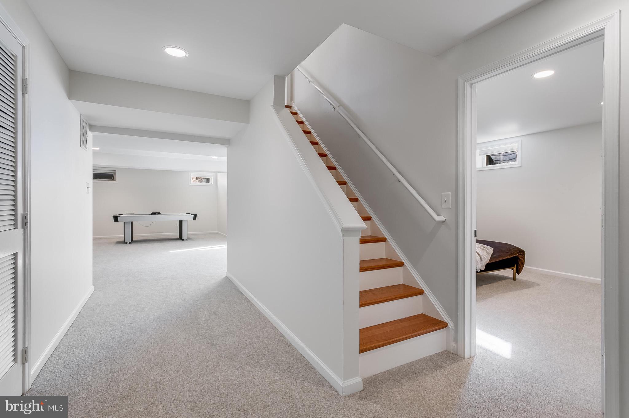 413 Meade Dr SW