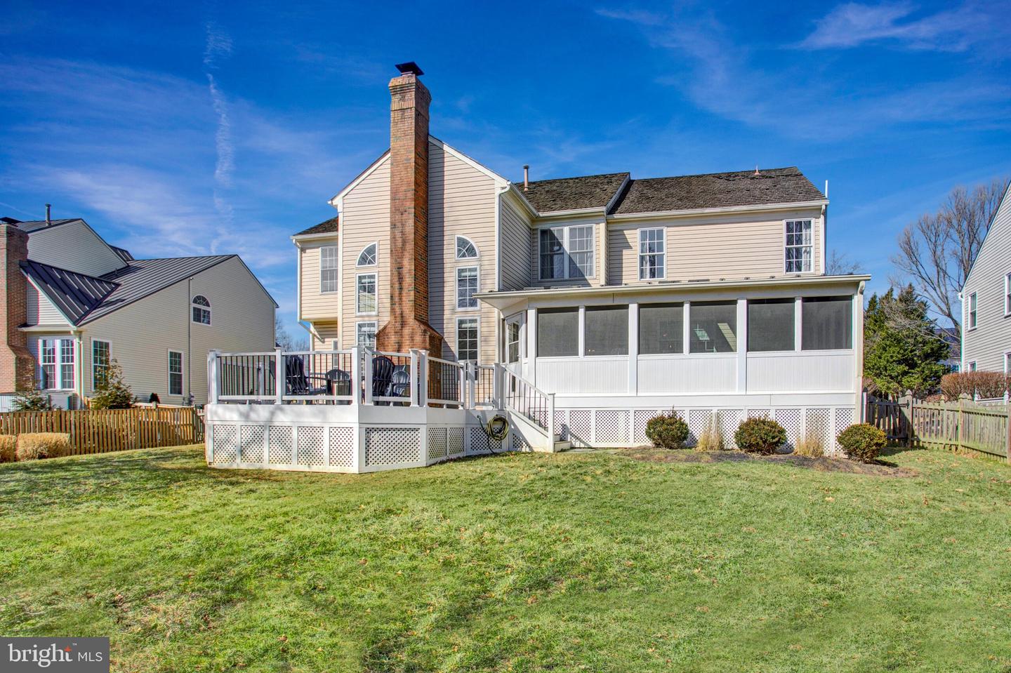 413 Meade Dr SW