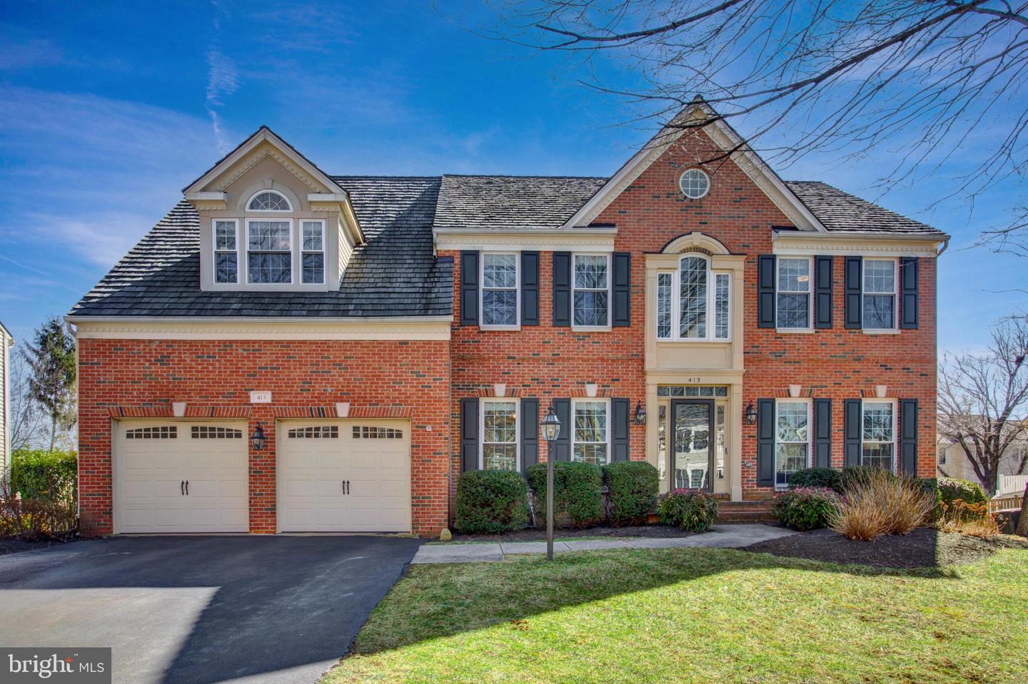 413 Meade Dr SW