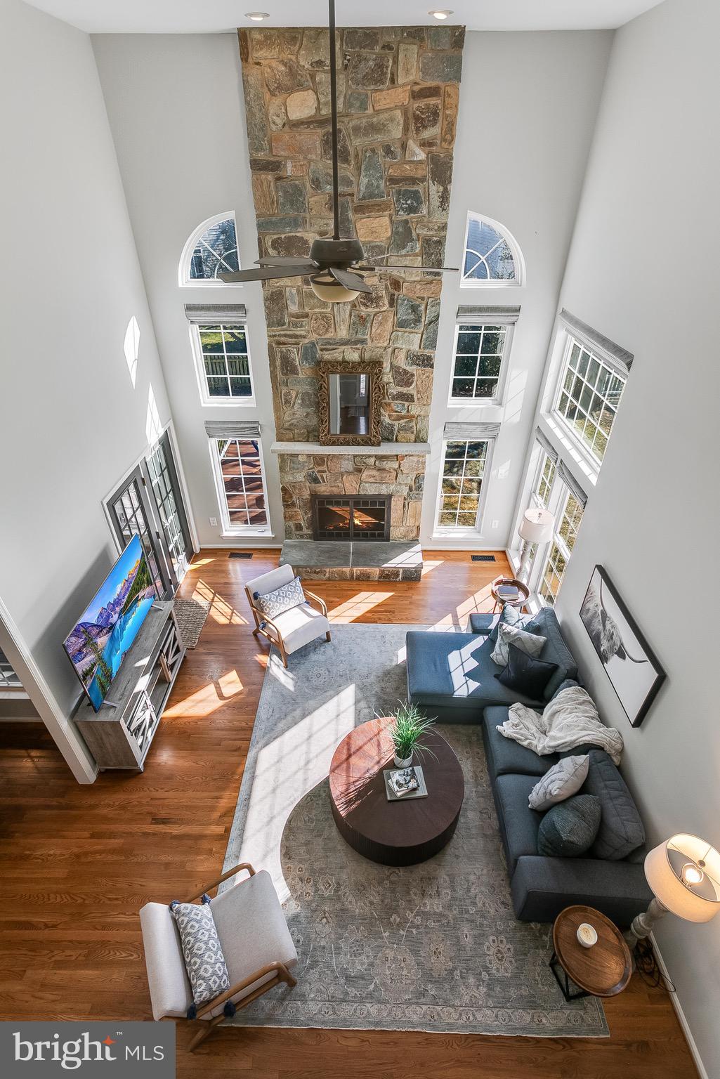 413 Meade Dr SW