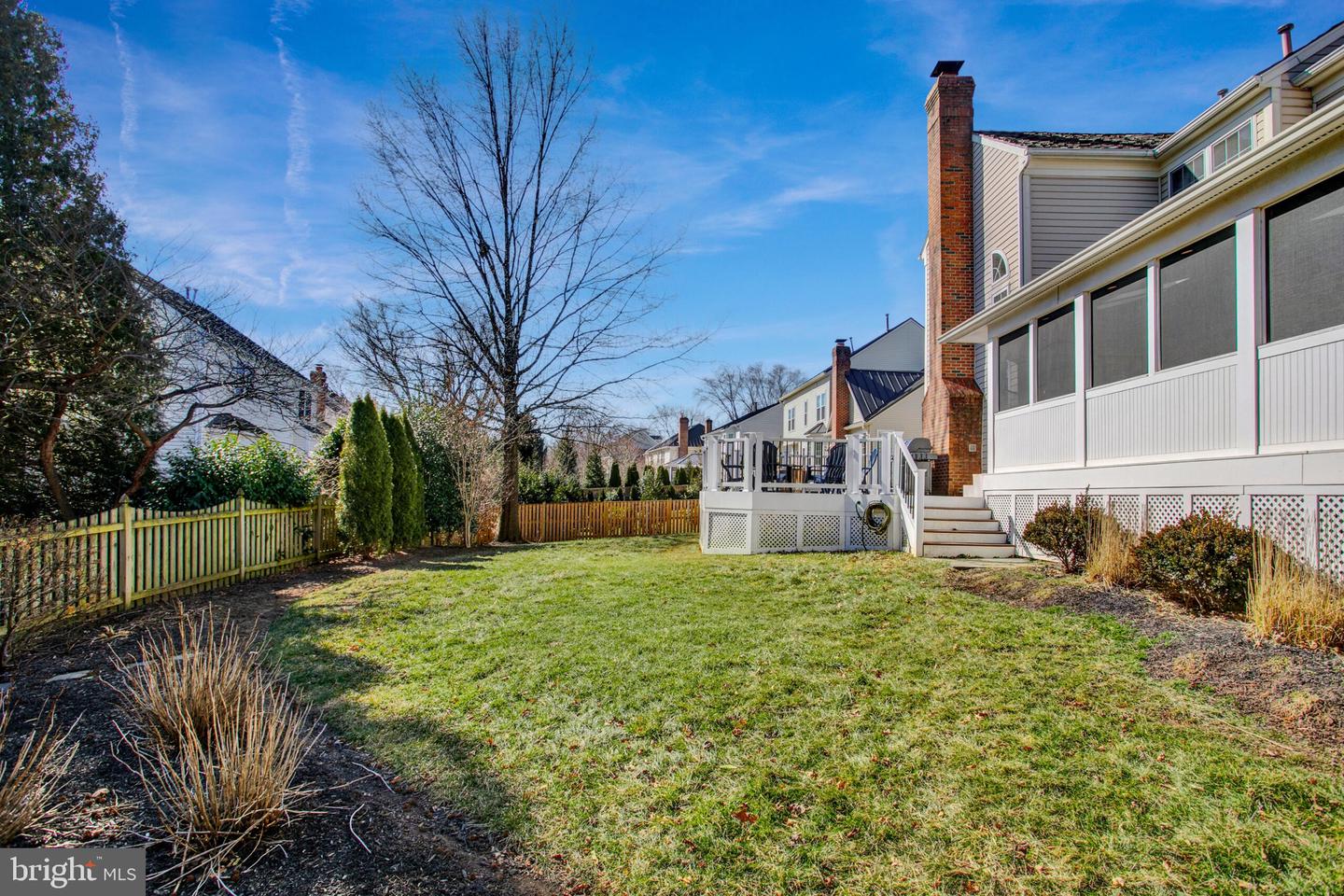413 Meade Dr SW