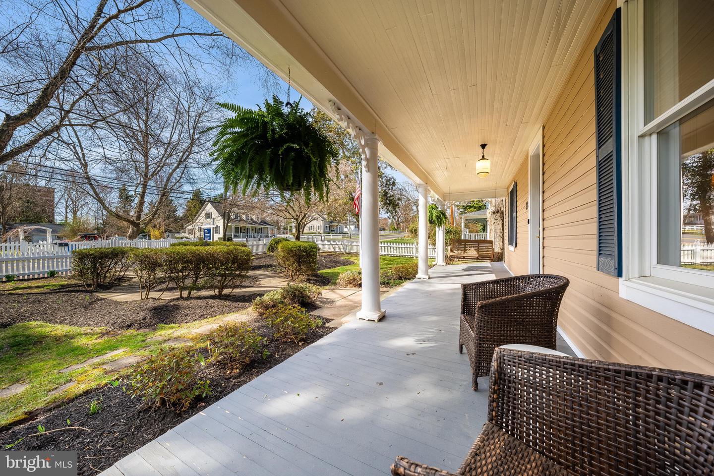 316 Edwards Ferry Rd NE