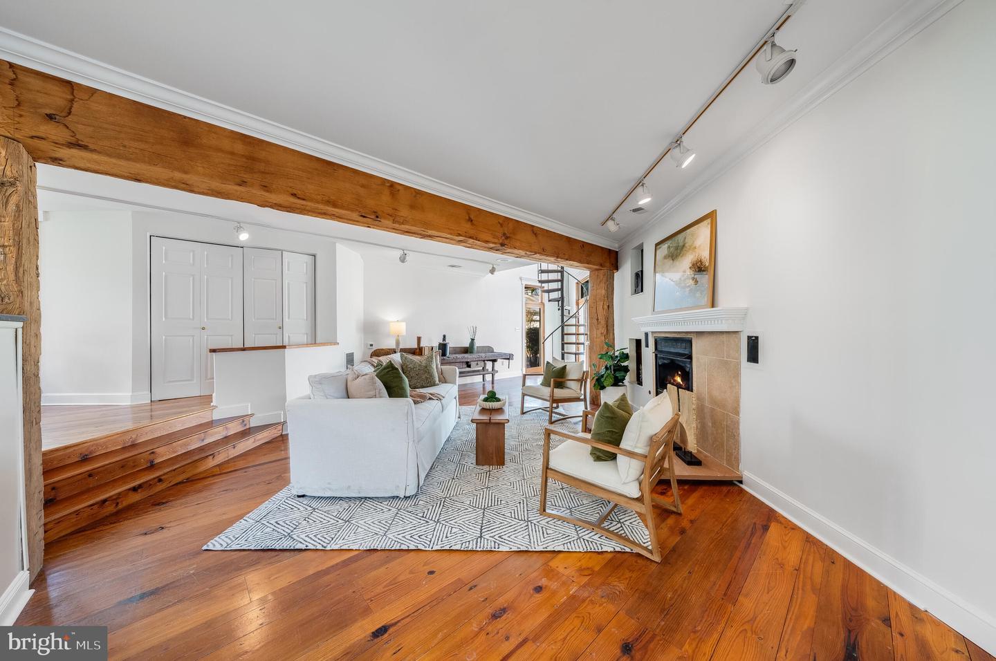 316 Edwards Ferry Rd NE