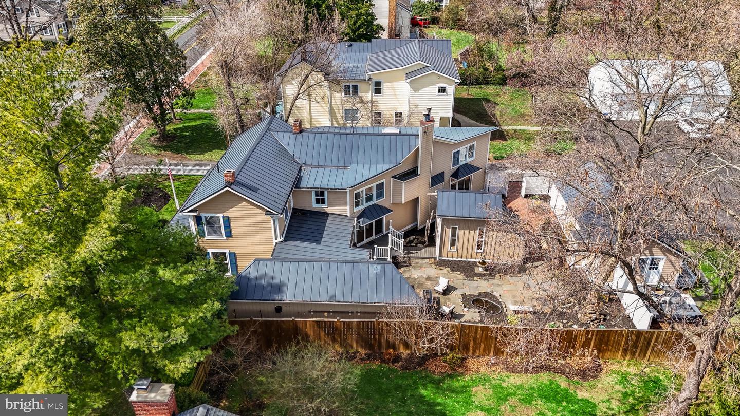 316 Edwards Ferry Rd NE