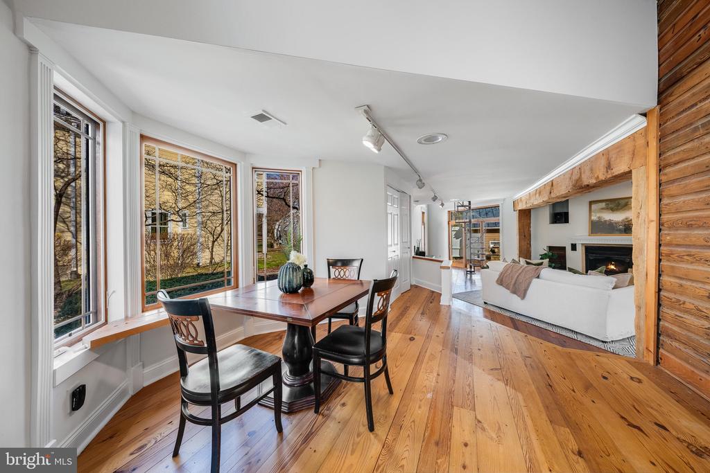 316 Edwards Ferry Rd NE