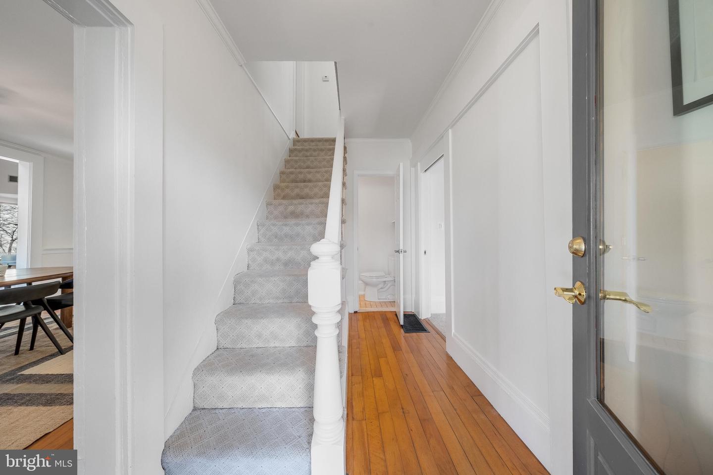 316 Edwards Ferry Rd NE