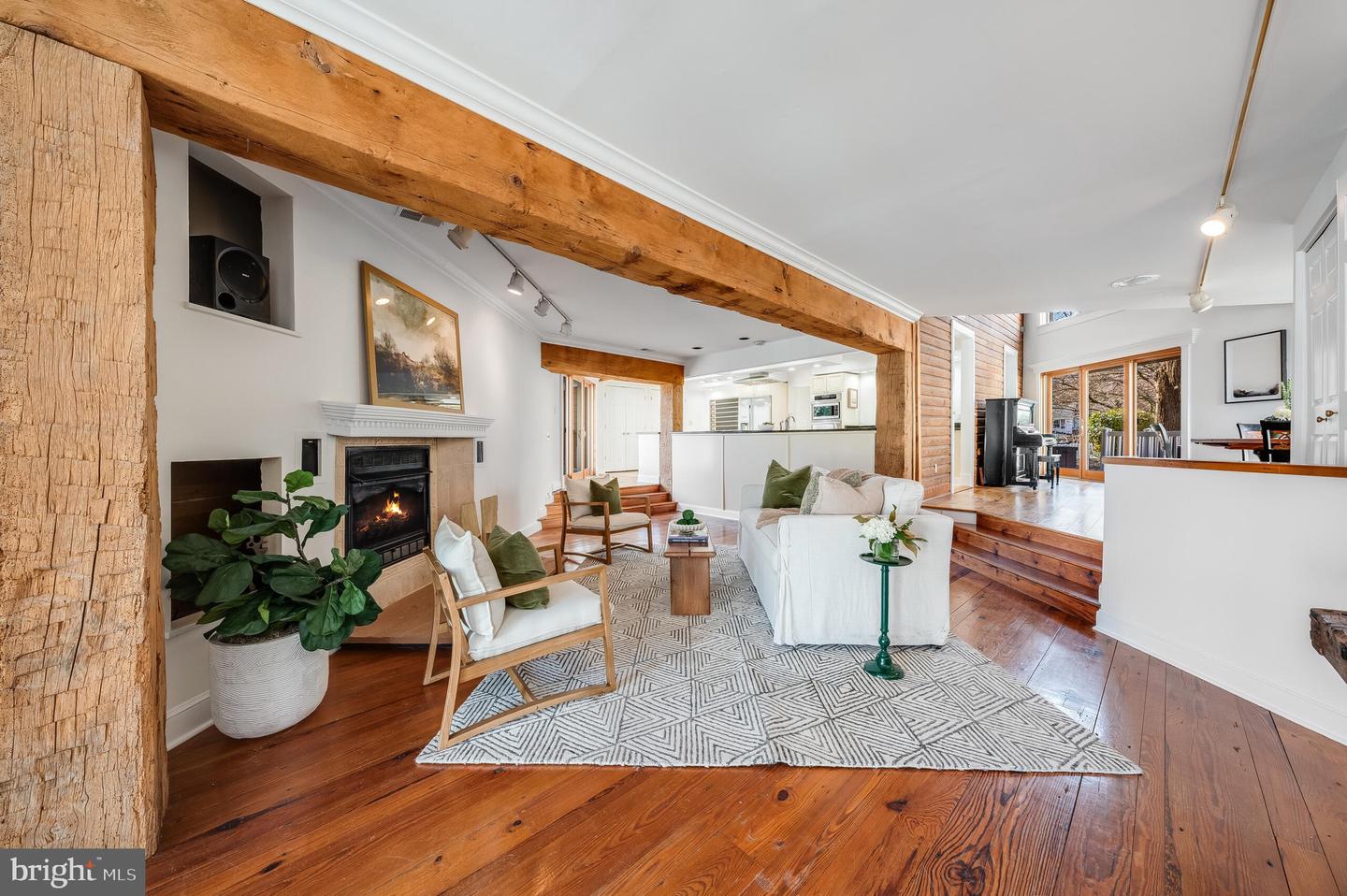 316 Edwards Ferry Rd NE