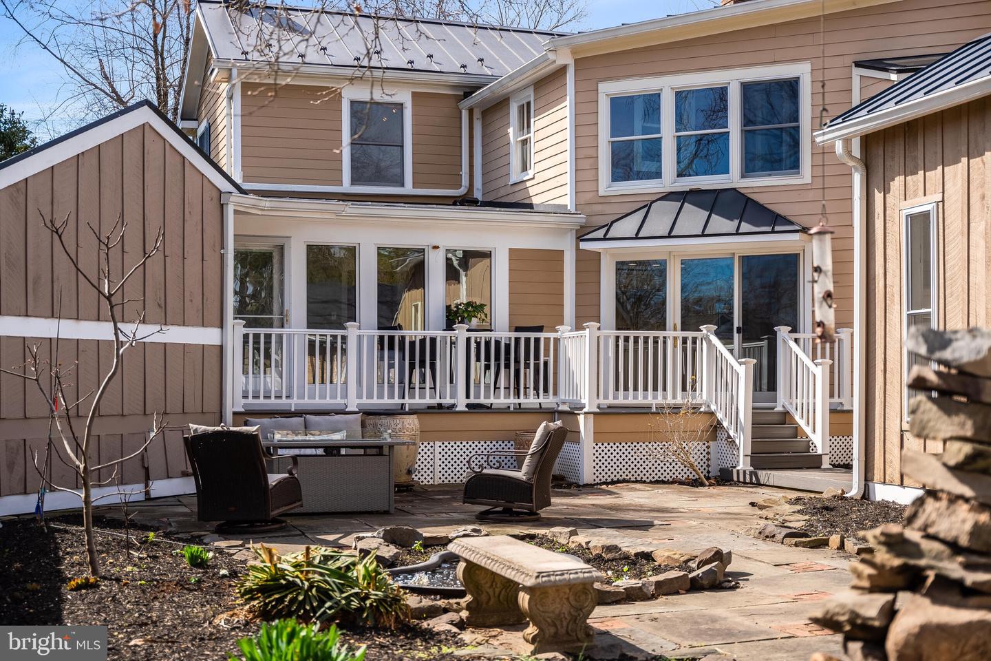 316 Edwards Ferry Rd NE