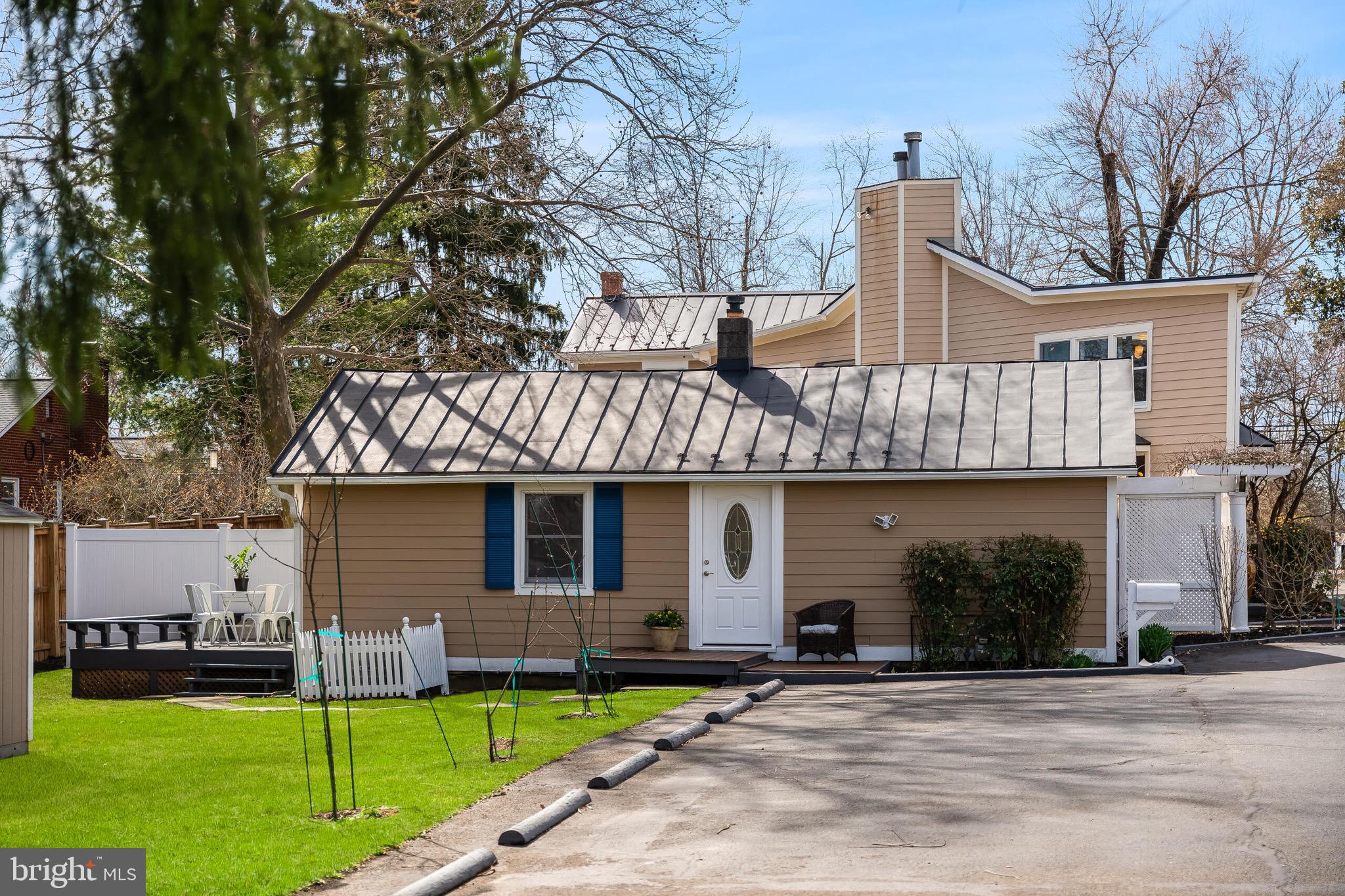 316 Edwards Ferry Rd NE