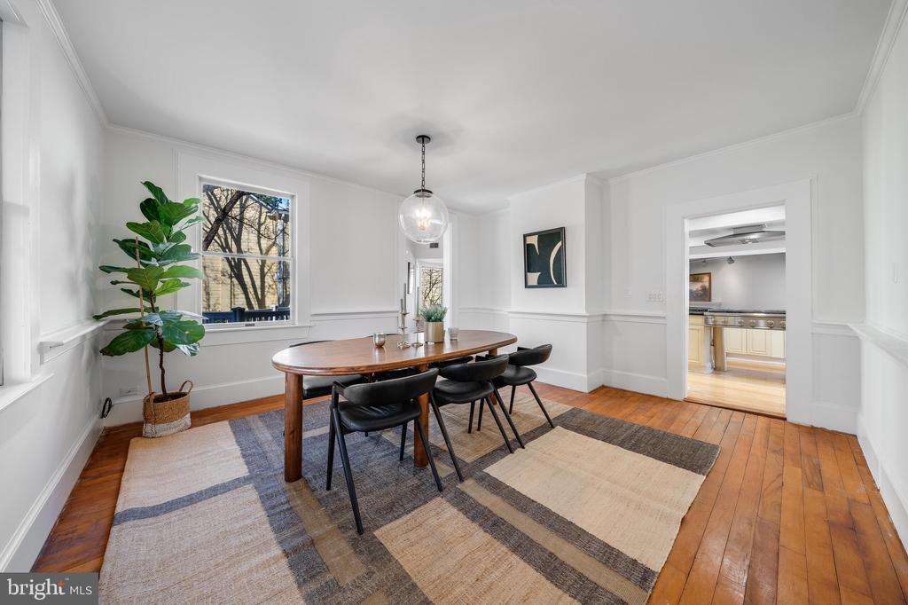 316 Edwards Ferry Rd NE