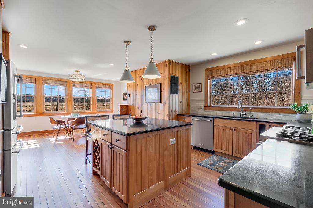 13330 Johnson Farm Ln