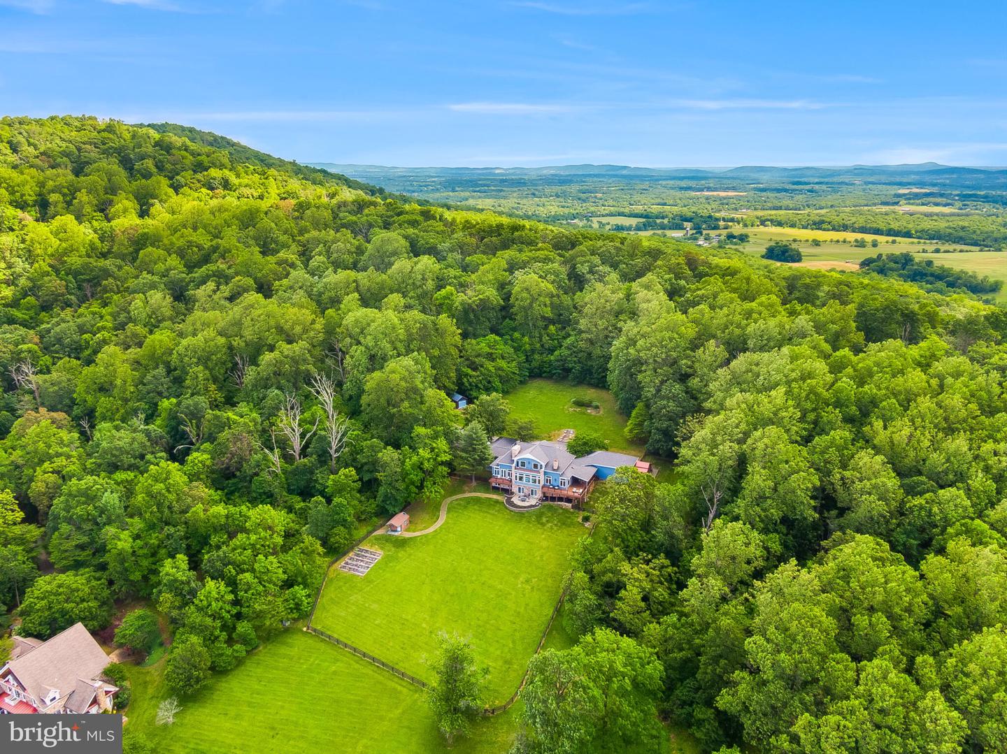 14812 Manor View
