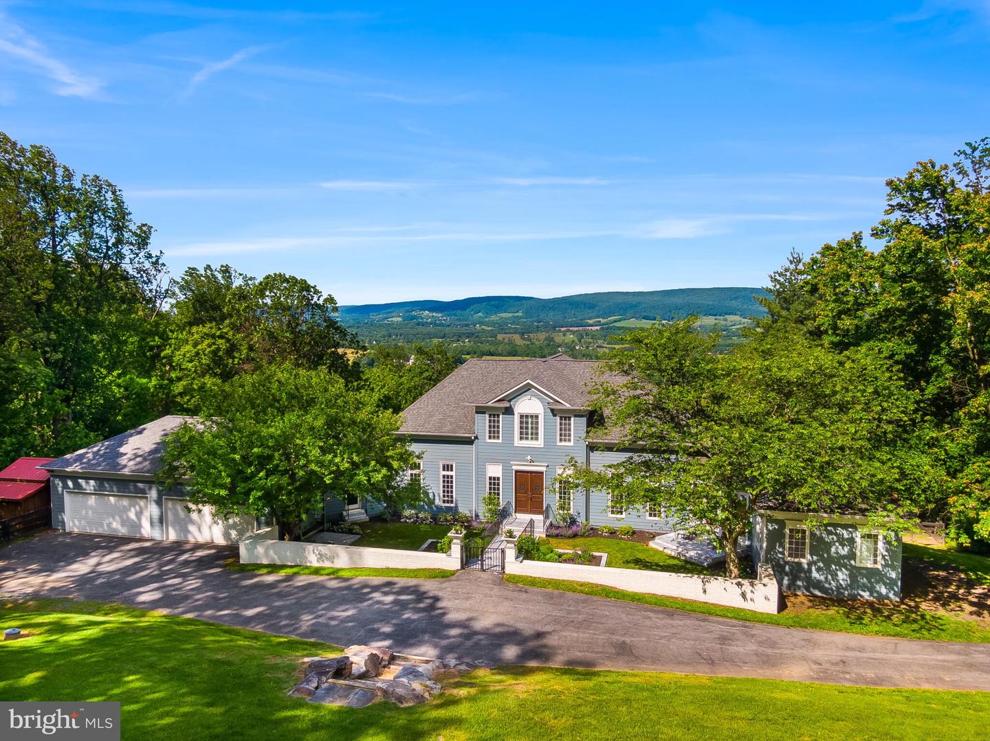 14812 Manor View